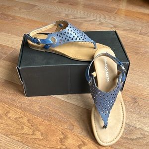 Franco Sarto blue thongs sandals size 7.5 gently used in great condition.